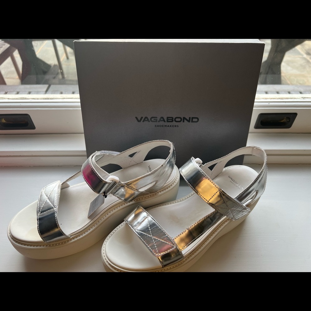 Silver Vagabond platforms- NEVER WORN